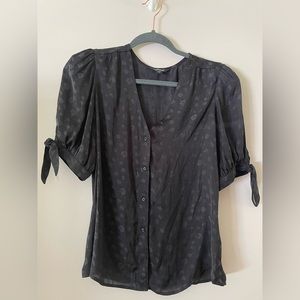 Express Black Floral Puff Sleeve Blouse. NWOT.